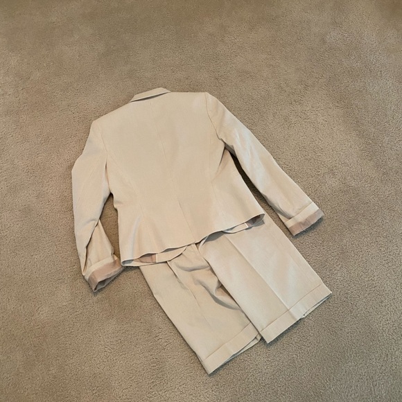Calvin Klein Chic Beige Blazer and Short Set - Picture 9 of 14